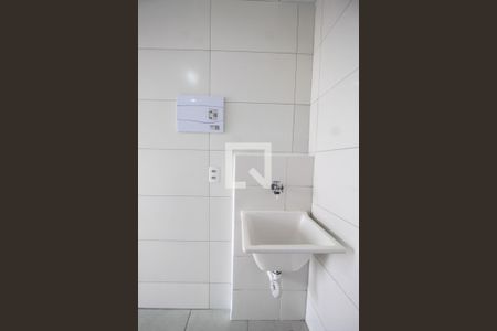 Sala / Cozinha / Área de Serviço de apartamento para alugar com 1 quarto, 28m² em Morumbi, São Paulo