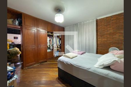 Casa para alugar com 3 quartos, 400m² em Barreiro, Belo Horizonte