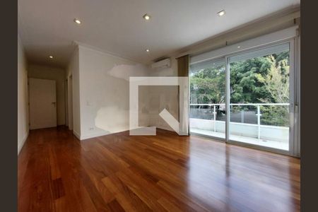 Casa à venda com 4 quartos, 600m² em Super Quadra Morumbi, São Paulo