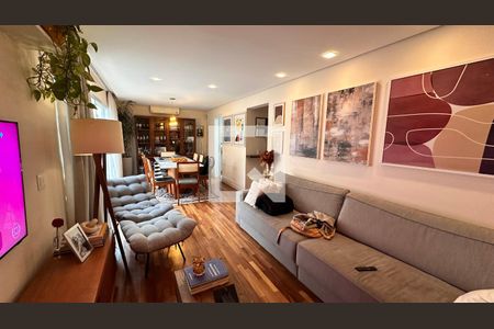 Casa à venda com 4 quartos, 220m² em Brooklin, São Paulo