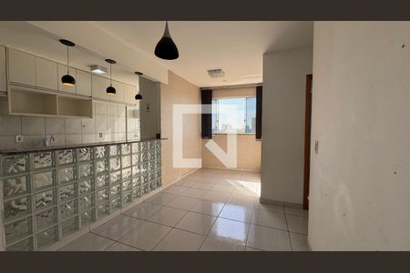 Sala  de apartamento à venda com 2 quartos, 46m² em Samabaia, Brasília