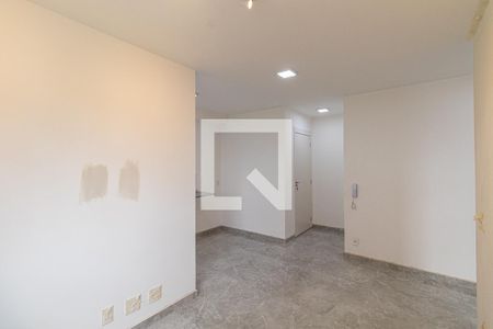 Sala/Cozinha/Área de Serviço  de apartamento para alugar com 2 quartos, 42m² em Vila Silvia, São Paulo