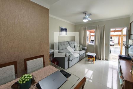 Sala de casa de condomínio à venda com 2 quartos, 70m² em Parque da Figueira, Campinas