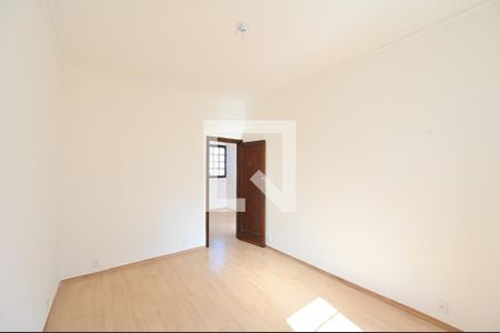 Quarto 1 de casa para alugar com 3 quartos, 130m² em Parque Imperial, São Paulo