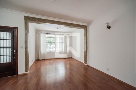 Sala de casa para alugar com 2 quartos, 150m² em Vila da Saúde, São Paulo