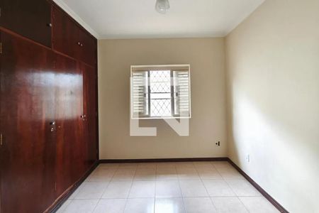 Quarto de casa para alugar com 3 quartos, 183m² em Jardim Eulina, Campinas