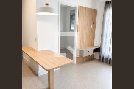Bruno de apartamento para alugar com 2 quartos, 37m² em Lapa de Baixo, São Paulo