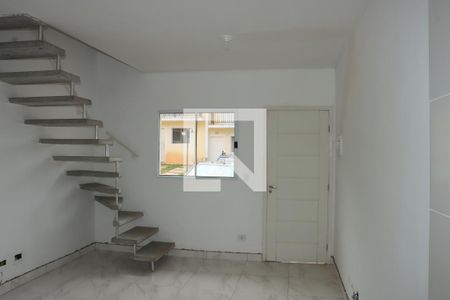 Casa de Condomínio para alugar com 2 quartos, 65m² em Chácara Ondas Verdes, Cotia