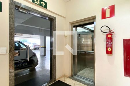 Apartamento à venda com 3 quartos, 146m² em Manacás, Belo Horizonte