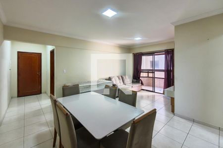 Sala de apartamento para alugar com 2 quartos, 84m² em Vila Caiçara, Praia Grande
