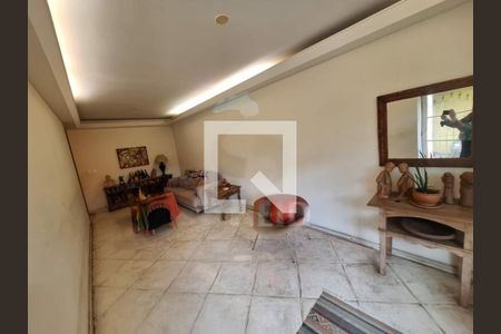 Casa à venda com 3 quartos, 197m² em Jardim Consorcio, São Paulo