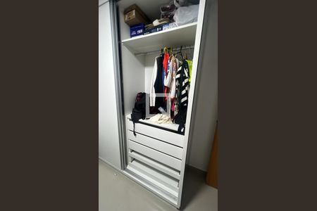 Quarto de apartamento para alugar com 2 quartos, 48m² em Parque das Cachoeiras, Campinas