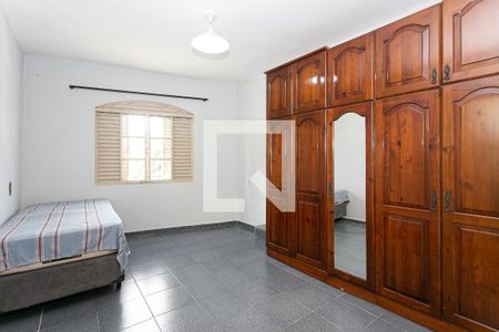 Quarto 1 de casa à venda com 3 quartos, 141m² em Vila Carmosina, São Paulo