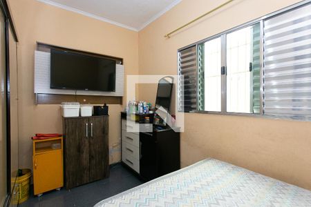 Quarto 2 de casa à venda com 3 quartos, 141m² em Vila Carmosina, São Paulo