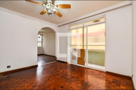 Sala de TV de apartamento para alugar com 3 quartos, 200m² em São Pedro, Belo Horizonte