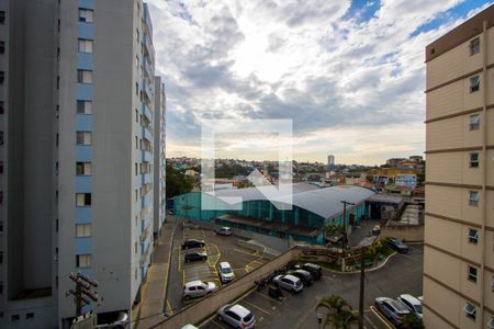 Vista da sala de apartamento à venda com 2 quartos, 52m² em Vila Guarará, Santo André