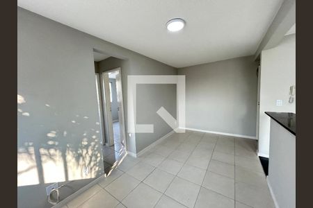 Sala de apartamento para alugar com 2 quartos, 45m² em Honório Gurgel, Rio de Janeiro
