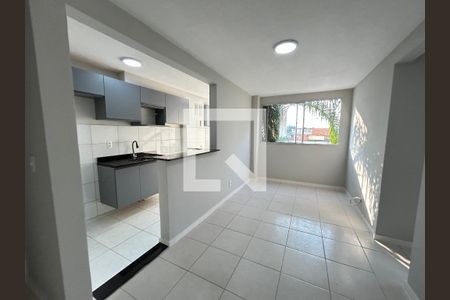 Sala de apartamento para alugar com 2 quartos, 45m² em Honório Gurgel, Rio de Janeiro