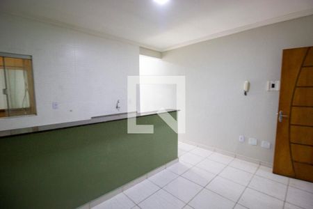 Sala -Cozinha de apartamento à venda com 2 quartos, 51m² em Qe 40, Brasília