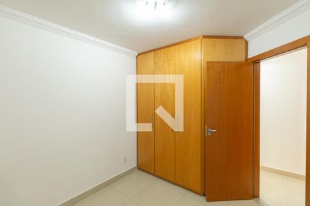 Apartamento à venda com 4 quartos, 206m² em Jaraguá, Belo Horizonte