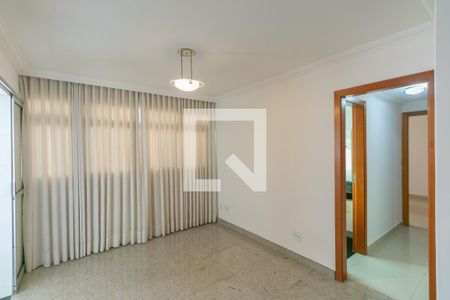 Apartamento à venda com 4 quartos, 206m² em Jaraguá, Belo Horizonte