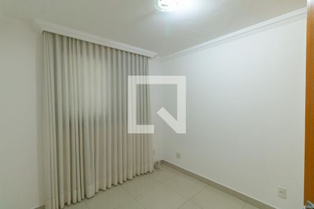 Apartamento à venda com 4 quartos, 206m² em Jaraguá, Belo Horizonte