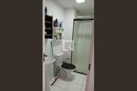 Banheiro 1 de apartamento para alugar com 2 quartos, 48m² em Ipiranga, São Paulo