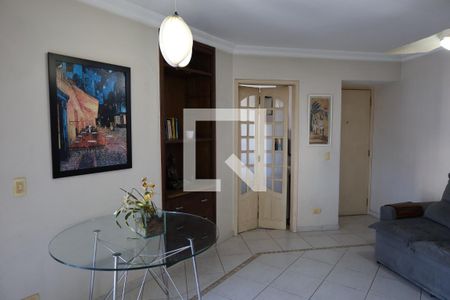 Sala de apartamento à venda com 2 quartos, 60m² em Jardim Anhanguera, São Paulo