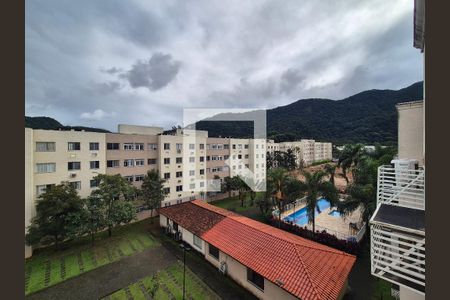 Apartamento para alugar com 3 quartos, 51m² em Vargem Pequena, Rio de Janeiro