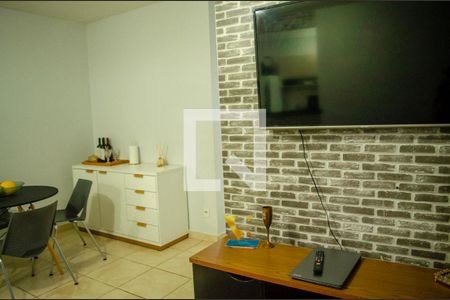 Sala de apartamento à venda com 2 quartos, 54m² em Setor Negrão de Lima, Goiânia
