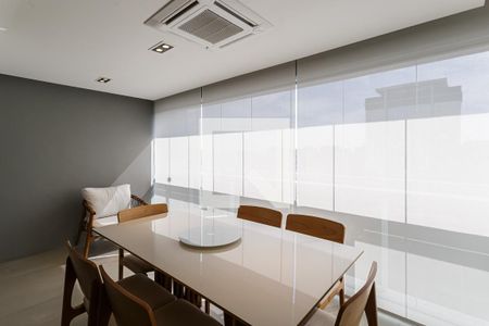 Sala de apartamento para alugar com 1 quarto, 53m² em Vila Olímpia, São Paulo