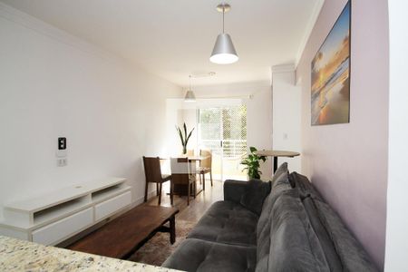 Sala de apartamento para alugar com 2 quartos, 62m² em Parque Rincao, Cotia