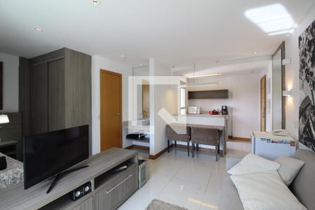 Sala de apartamento para alugar com 1 quarto, 36m² em Jacarepaguá, Rio de Janeiro