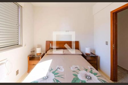 Quarto de apartamento para alugar com 3 quartos, 78m² em Belvedere, Belo Horizonte