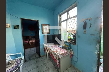 Sala 1 de casa para alugar com 2 quartos, 80m² em Turiaçú, Rio de Janeiro
