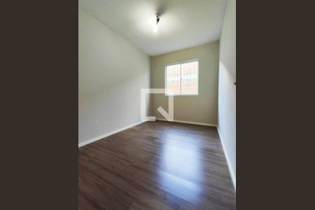 Quarto 2 de apartamento para alugar com 2 quartos, 45m² em Restinga, Porto Alegre