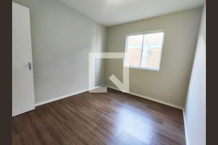 Quarto 2 de apartamento para alugar com 2 quartos, 45m² em Restinga, Porto Alegre