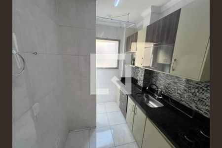 Cozinha de apartamento para alugar com 2 quartos, 55m² em Jardim America, Belo Horizonte