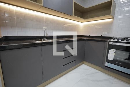 Cozinha de apartamento para alugar com 2 quartos, 50m² em Vila Assunção, Santo André