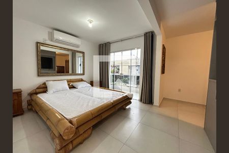 Suíte  de casa para alugar com 3 quartos, 180m² em São João do Rio Vermelho, Florianópolis