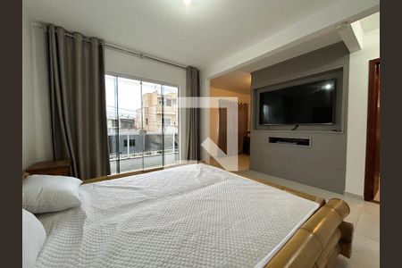 Suite  de casa para alugar com 3 quartos, 180m² em São João do Rio Vermelho, Florianópolis