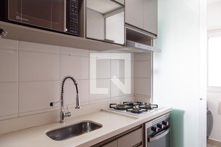 Cozinha  de apartamento à venda com 2 quartos, 42m² em Vila Galvão, Guarulhos