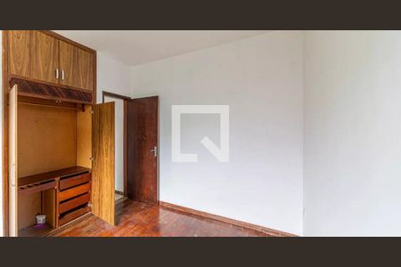Quarto de casa para alugar com 3 quartos, 120m² em Alvorada, Contagem