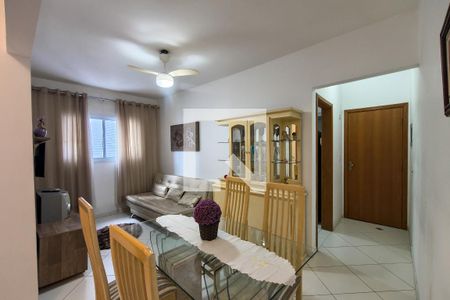 Sala de apartamento para alugar com 2 quartos, 69m² em Guilhermina, Praia Grande