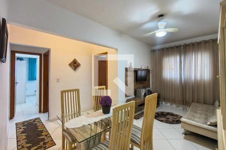 Sala de apartamento para alugar com 2 quartos, 69m² em Guilhermina, Praia Grande