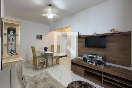 Sala de apartamento para alugar com 2 quartos, 69m² em Guilhermina, Praia Grande