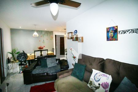 Sala de apartamento à venda com 3 quartos, 80m² em Cordovil, Rio de Janeiro