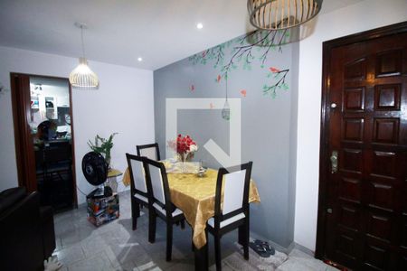 Sala de apartamento à venda com 3 quartos, 80m² em Cordovil, Rio de Janeiro