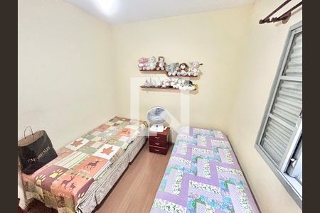 Quarto 2 de casa para alugar com 2 quartos, 130m² em Chora Menino, São Paulo