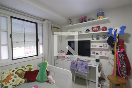 Quarto 2 de casa de condomínio à venda com 3 quartos, 181m² em Jacarepaguá, Rio de Janeiro